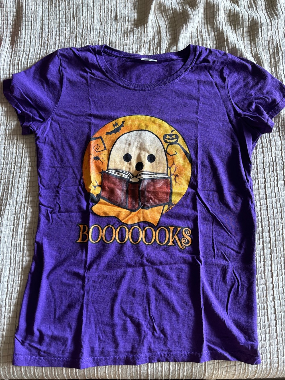 Purple Halloween Ghost Tee - BOOOOOKS